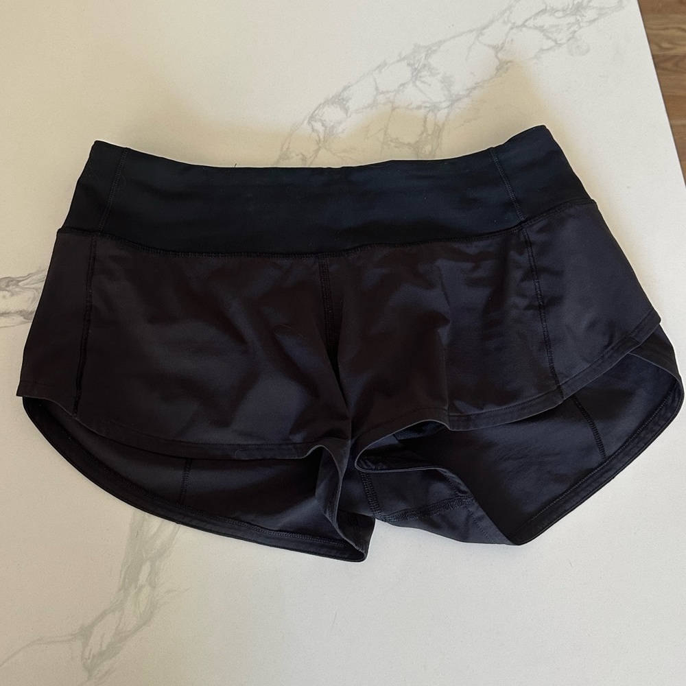 Black Lululemon Speed Short 2.5” Size 4